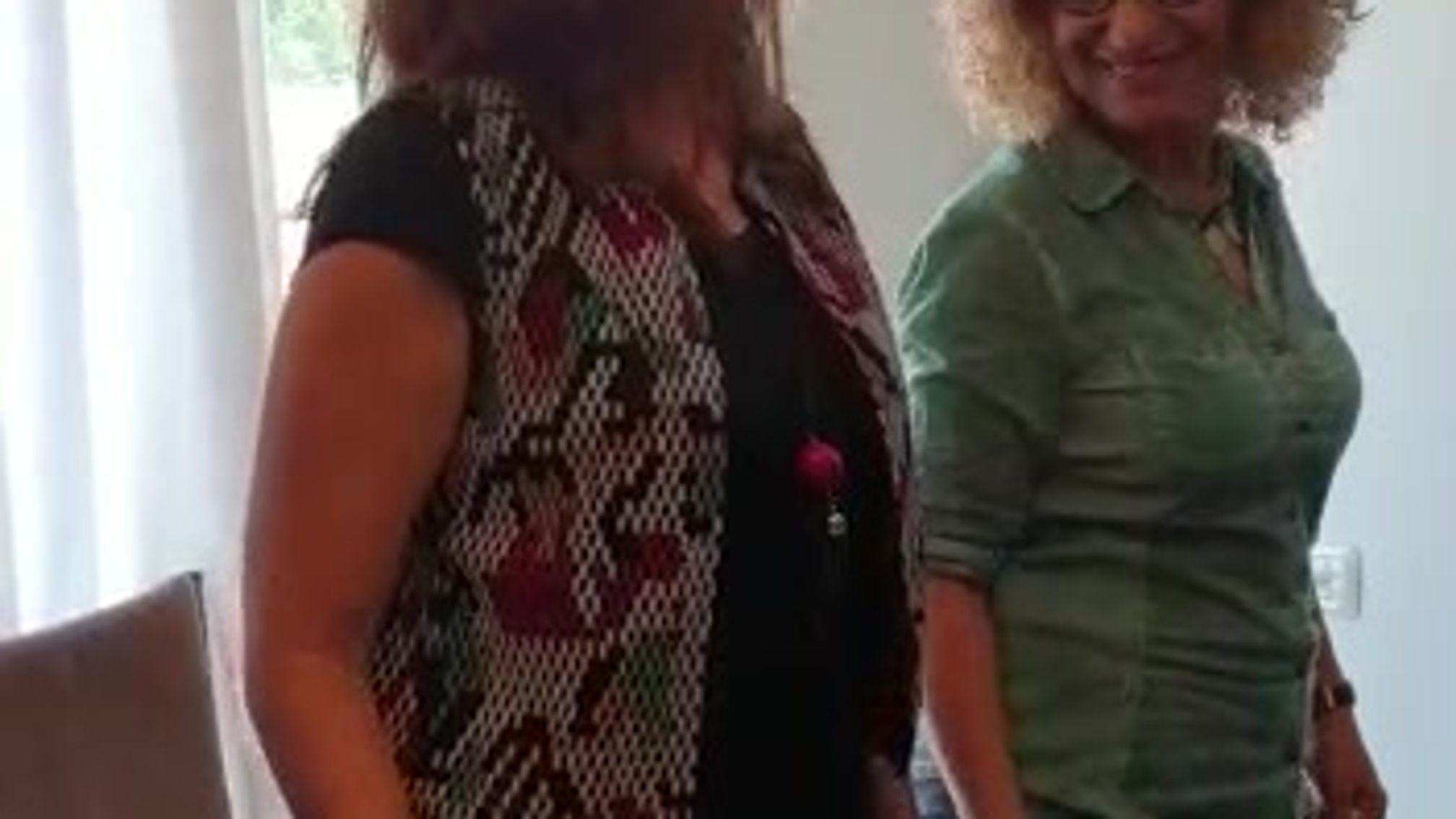 הסבר והוראת ״קישוטי הידיים״